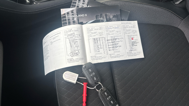 Vauxhall Grandland X 1.2 Turbo Sport Nav 5dr Petrol Hatchback